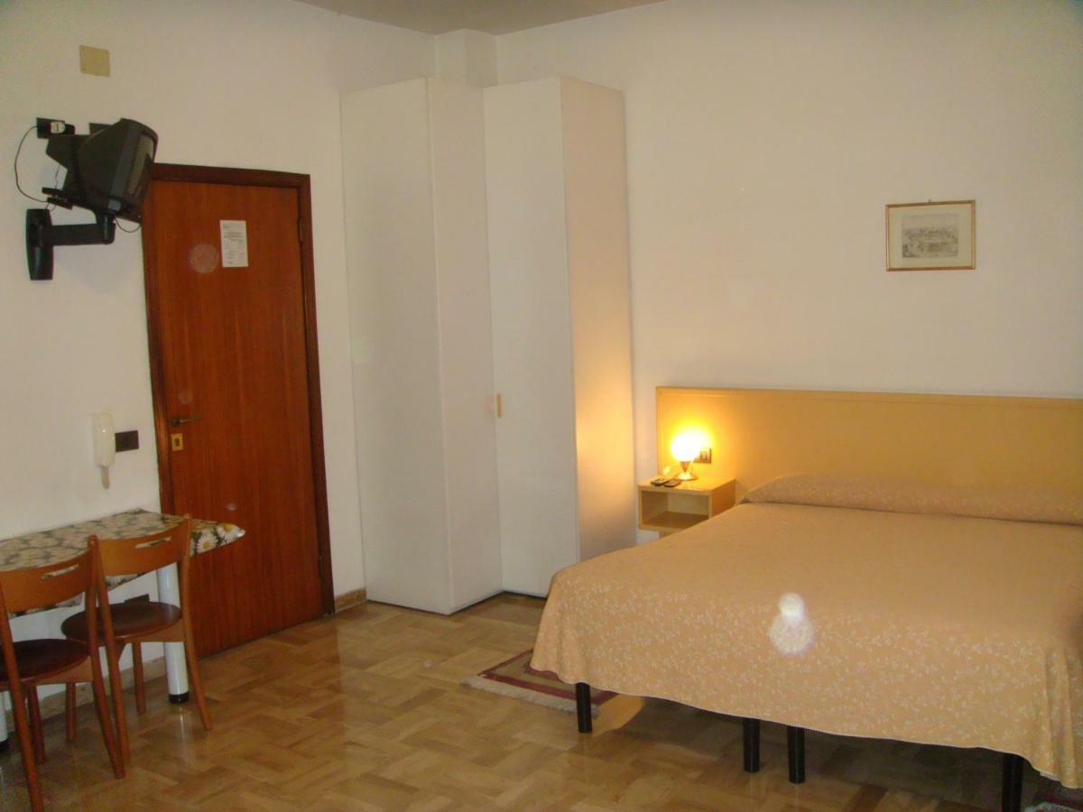 Residence Executive Анкона Номер фото