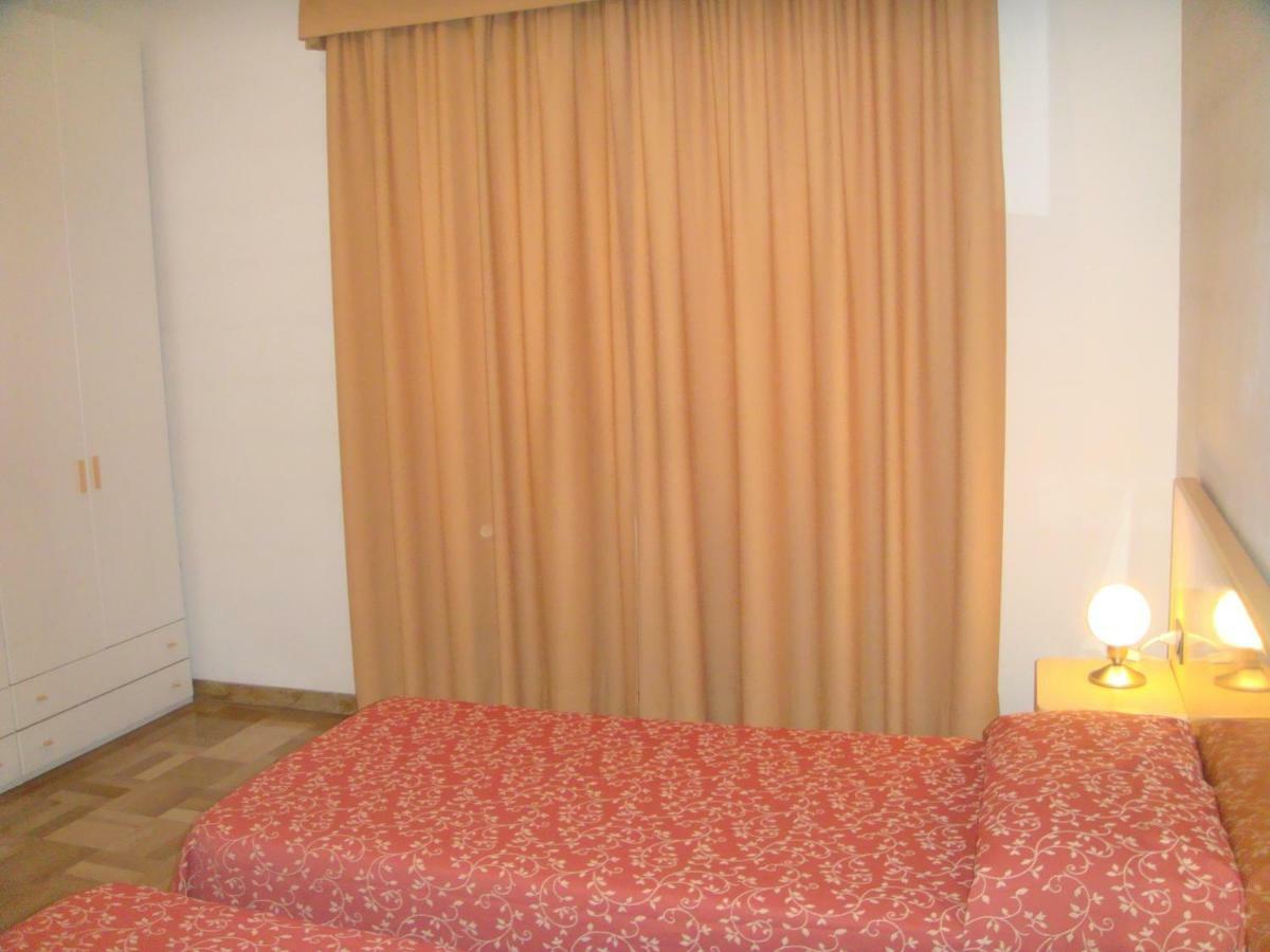 Residence Executive Анкона Екстер'єр фото